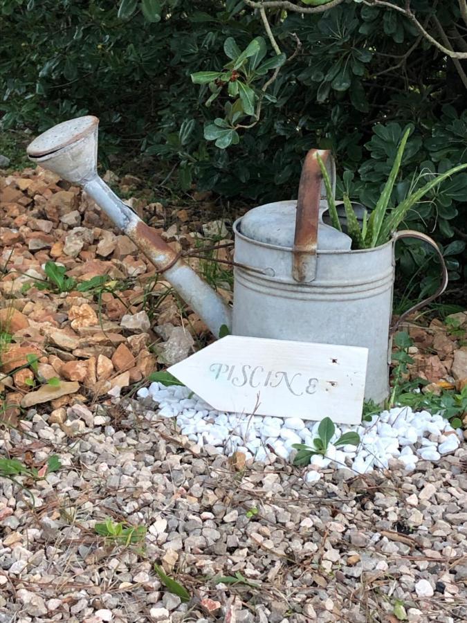 L'Oustaou B&B Piscine & Spa Besse-sur-Issole Eksteriør bilde